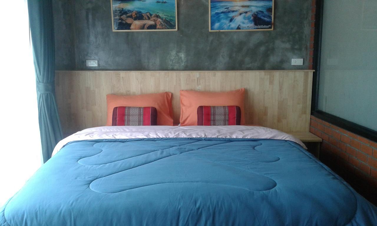 King Kong At Hostel